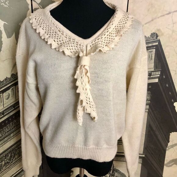 Nice vintage sweater by Alpenbliek size 40 - Picture 1 of 2